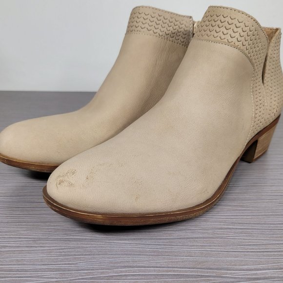 Lucky Brand Brintly Ankle Bootie, Beige Leather - Picture 12 of 12